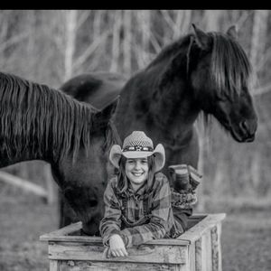 Meet your Posher, Natalie